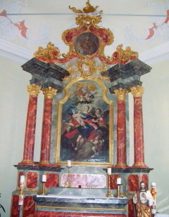 Foto vom Altar in der alten St. Wolfgangskapelle in Hamberg