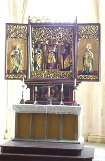 Foto vom Altar in St. Jakob in Plattling
