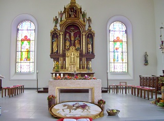 Foto vom Altarraum in St. Urban in Ebenweiler