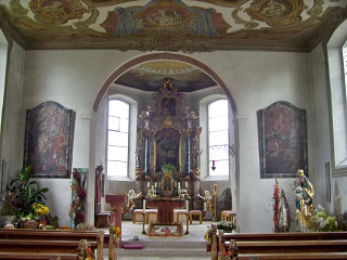 Foto vom Altarraum in St. Ursula in Horgenzell