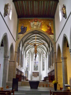 Foto vom Altarraum in der Liebfrauenkirche in Ravensburg
