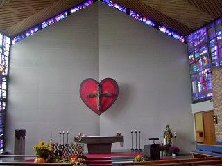 Foto vom Altarraum in St. Felix und Regula in Zogenweiler
