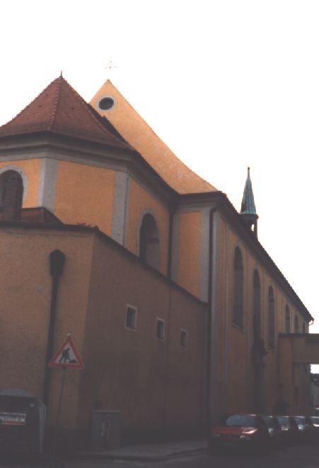 Foto der Heilig-Kreuz-Kirche in Regensburg