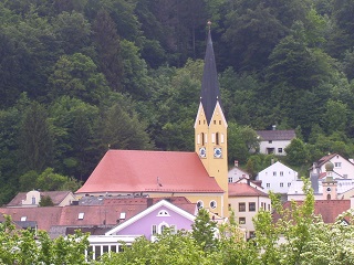 Foto von St. Johann Baptist in Riedenburg