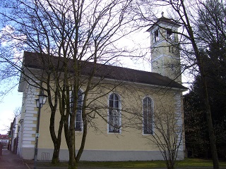 Foto der evang. Karolinenkirche in Großkarolinenfeld