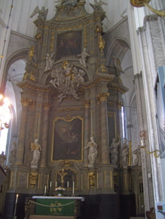 Foto vom rechten Seitenaltar in St. Marien in Rostock