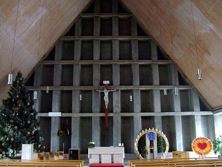 Foto vom Altarraum in St. Wunibald in Georgensgmünd