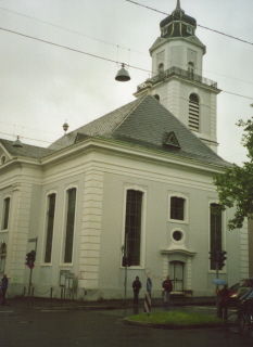 Foto der Friedenskirche in Saarbrücken