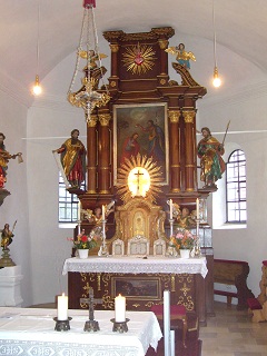 Foto vom Altar in St. Johannes Baptist in Aufhausen