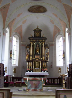 Foto vom Altar in St. Martin in Schliersee