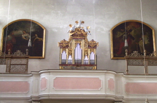 Foto der Orgelempore in der Heilig-Geist-Kirche in Schongau