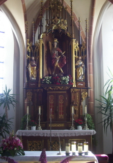 Foto vom Altar in St. Martin in Hörzhausen