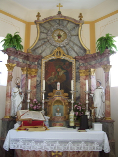 Foto vom Altar in St. Anna in Grabmühle