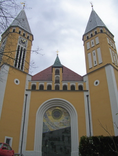 Foto der Kreuzbergkirche in Schwandorf