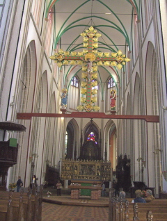 Foto vom Altarraum im Dom in Schwerin