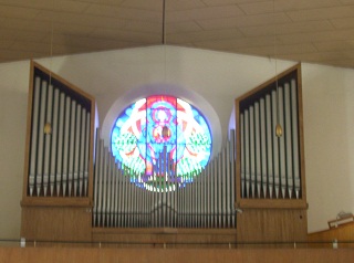 Foto der Orgel in der Herz-Jesu-Kirche in Selb