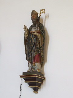 Foto der Wolfgangsfigur in der Herz-Jesu-Kirche in Selb