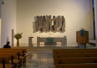 Foto vom Altarraum der Gedächtniskirche in Stuttgart