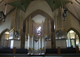 Foto der Orgel der Stiftskirche in Stuttgart
