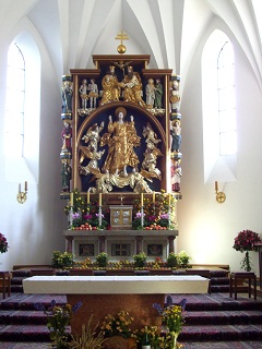 Foto vom Altar in Mariä Himmelfahrt in Bad Wiessee