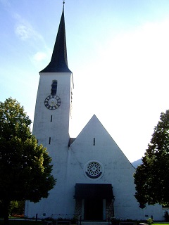 Foto der Kirche Zum Kostbaren Blut in Marquartstein