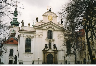 Foto der Klosterkirche Maria na Strolove in Prag