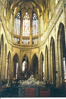 Foto vom Altar im St.-Veitsdom in Prag