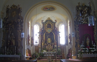 Foto vom Altarraum in Mariä Heimsuchung in Amberg