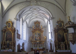 Foto vom Altarraum in Mariä Himmelfahrt in Söflingen