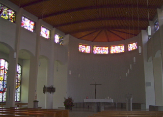 Foto vom Altarraum in St. Michael in Versmold