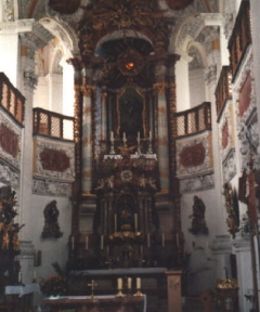 Foto vom Hochaltar in der Wallfahrtskirche Vilgertshofen