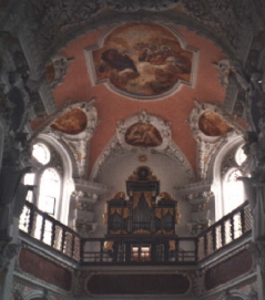 Foto der Orgel in der Wallfahrtskirche in Vilgertshofen