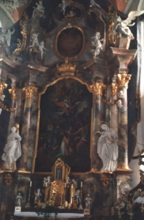 Foto vom rechten Seitenaltar in der Wallfahrtskirche in Vilgertshofen