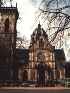 Foto der Herz-Jesu-Kirche in Weimar