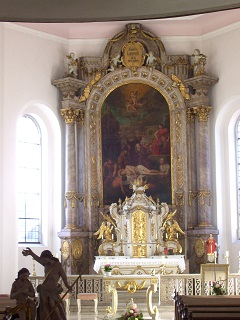Foto vom Altar in St. Laurentius in Lengfeld