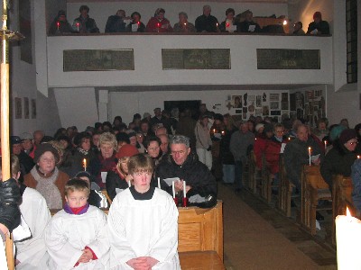 Die Gemeinde in der Kapelle Maria Elend