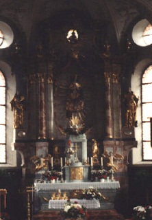 Foto vom Altar in Maria Himmelfahrt in Hohenfurch