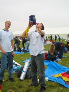 Foto von Benjamin bei der Wallfahrt zur&uuml;ck zum Bus